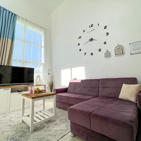 קיירניה Garden Loft Apt With Pool In Alsancak Kyrenia מראה חיצוני תמונה