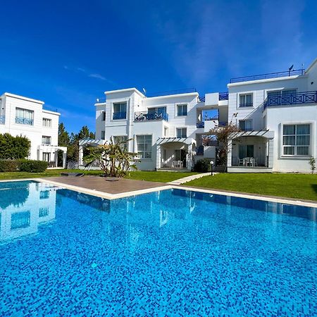 קיירניה Garden Loft Apt With Pool In Alsancak Kyrenia מראה חיצוני תמונה