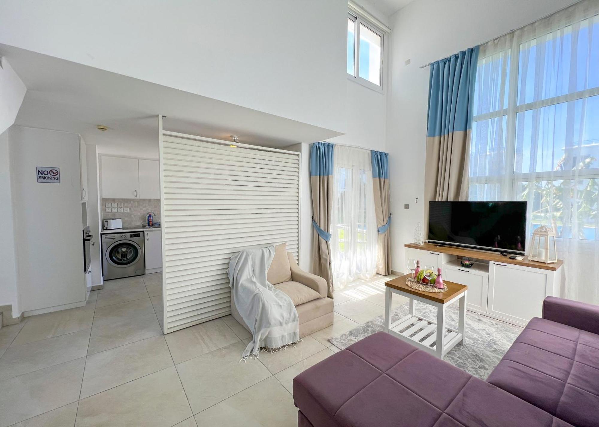 קיירניה Garden Loft Apt With Pool In Alsancak Kyrenia מראה חיצוני תמונה